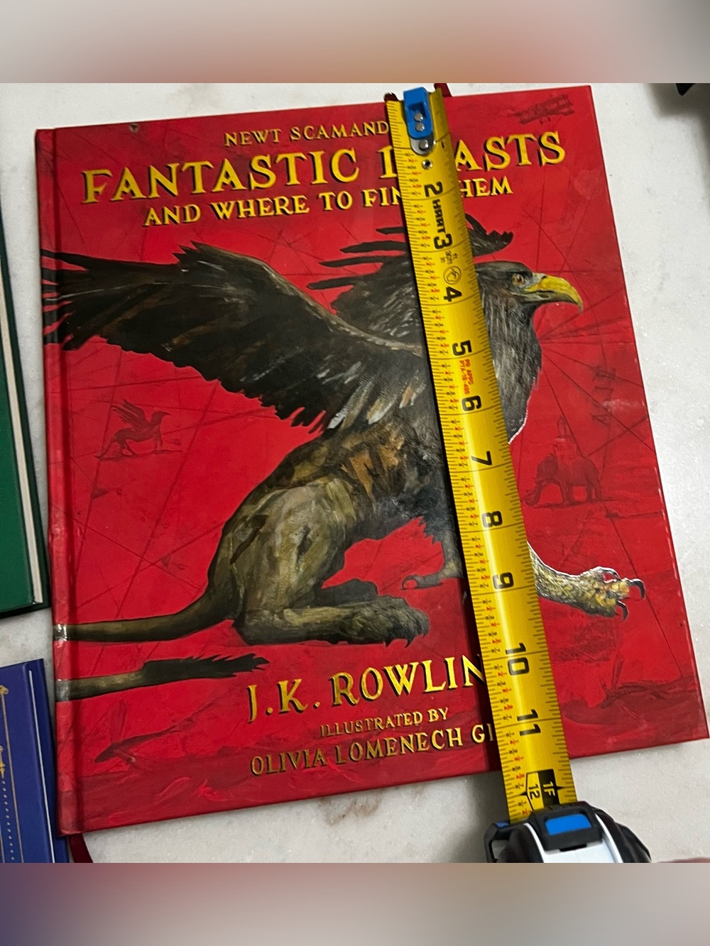 Hogwarts Library: The Illustrated Collection (Harry Potter) - Hard Cover Set - Picture 10 of 14